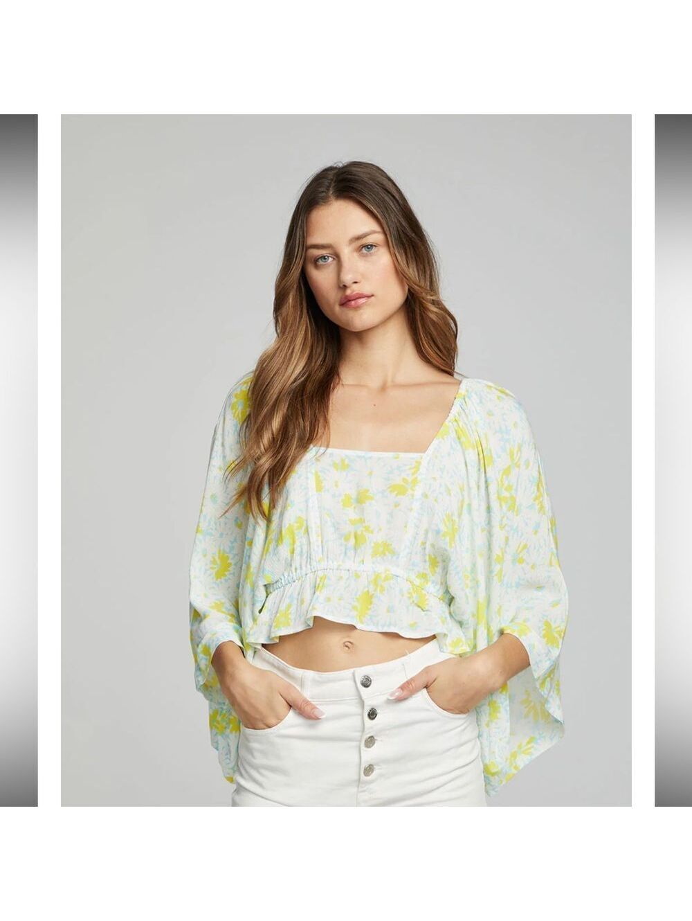 Chaser Monarch Crop Top – Baby Blue Daisy Floral – NWT – Size M/L